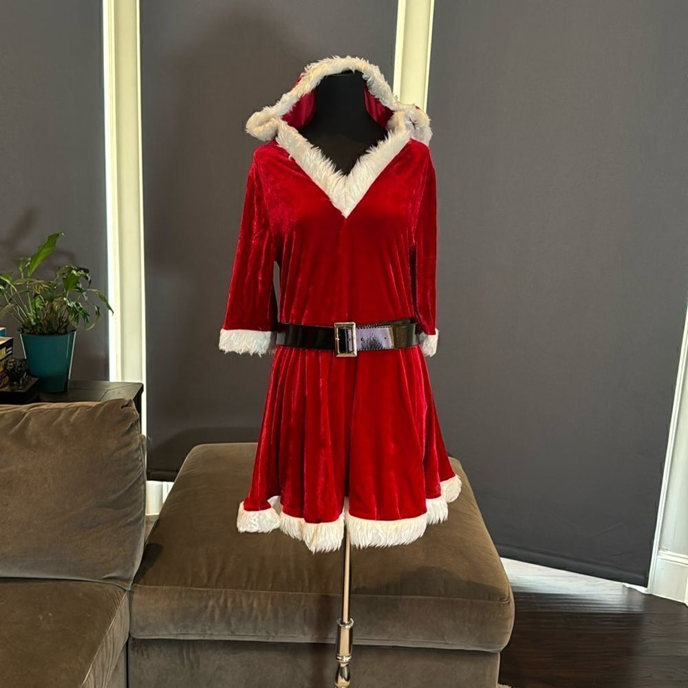 Short Red Hooded Dress White Faux Fur Trim Mrs Claus Santa Christmas Size L NEW